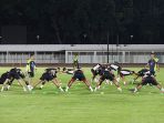 timnas-indonesia-jalani-latihan-jelang-menjamu-australia_20240908_210224.jpg