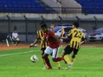 timnas-indonesia-u-23-vs-malaysia-u-23_20150522_072412.jpg