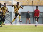 timnas-u-19-malaysia-vs-timnas-u-19-timor-leste_20171031_211125.jpg