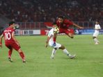 timnas-u19-indonesia-vs-timnas-u19-qatar-piala-afc_20181021_213832.jpg