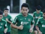 timnas-u23-latihan-peregangan-sebelum-laga-nanti-malam-sea-games-2019-filipina.jpg