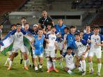 timnas-uzbekistan-u17-selebrasi-setelah-lolos-piala-dunia-pulangkan-arab-saudi.jpg
