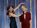tina-fey-dan-amy-peohler-pembawa-acara-golden-globe-awards-2014.jpg