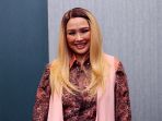 titi-dj-hadiri-konpers-konser-raya-22-tahun-indosiar_20161221_112935.jpg