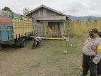 tkp-tewasnya-arini-di-samping-truk-suaminya.jpg