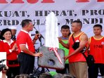 tni-gelar-lomba-lari-10-k-hut-tni-ke-70_20150928_162643.jpg