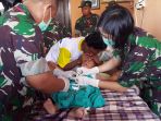 tni-gelar-pengobatan-gratis-di-pulau-panjang-serang_20170924_182621.jpg