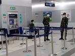 tni-polri-berjaga-new-normal-di-stasiun-mrt-bunderan-hi_20200526_172807.jpg