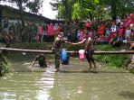 tni-polri-pukul-pukulan_20170817_140725.jpg