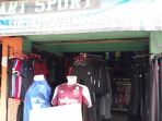 toko-milik-ridwan-yang-berada-tempat-di-depan-mako-brimob_20180510_185118.jpg