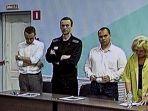 tokoh-oposisi-rusia-alexei-navalny-dua-dari-kiri.jpg
