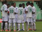tom-bola-pon-remaja-jatim_20141211_152348.jpg