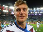toni-kroos-kalunganmedali_20141119_045241.jpg