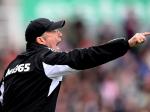 tony-pulis-nunjukkk-apaan-tuuhhh.jpg