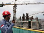 topping-off-menara-holland-village-jakarta_20200130_205241.jpg
