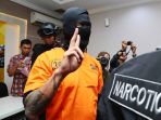 torra-sudiro-resmi-jadi-tersangka_20170804_212558.jpg