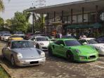 touring-porsche-club-indonesia-ke-keraton-kasepuhan-cirebon_20160823_183633.jpg