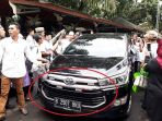 toyota-kijang-innova-b-2507-bku-milik-anies-gunakan-strobo_20171020_103014.jpg