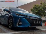 toyota-prius-phev__2.jpg