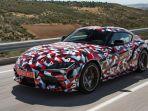 toyota-supra-terbaru-tampilan-tanpa-stiker-kamuflase-bocor-lebih-modern-futuristik.jpg