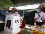 tps-unik-rindu-sekolah-pada-pilkada-tangsel_20201209_154728.jpg