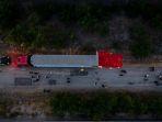 trailer-traktor-pada-27-juni-2022-di-san-antonio-texas.jpg