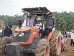 traktor-sawah-padi-89.jpg