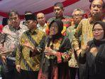 tri-rismaharini-mengajak-meningkatkan-persatuan-dan-gotong-royong.jpg