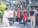 tri-rismaharini-pantau-lokasi-kejadian-bom-meledak-di-gereja_20180513_144306.jpg