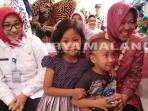 tri-rismaharini_20160804_133252.jpg