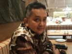 trimedya-panjaitan-nyantai_20171206_130945.jpg