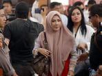 trio-terdakwa-kasus-ikan-asin-jalani-sidang-perdana_20191209_180922.jpg