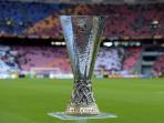 trofi-liga-eropa-trofi-liga-europa_20160506_080015.jpg