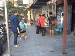 trotoar-blok-m-hanya-untuk-motor-dan-nongkrong_20170708_003046.jpg