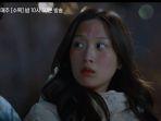 true-beauty-eps-13-su-ho-coba-tenangkan-ju-kyung.jpg