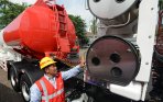 truk-berbahan-bakar-lng_20141211_135832.jpg