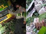 truk-bermuatan-telur-masuk-jurang.jpg