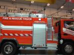 truk-mitsubishi-canter-aplikasi-pemadam-kebakaran_20170813_124636.jpg