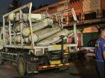 truk-pengangkut-tabung-gas-bernomor-polisi-b-9496-syx-meledak1.jpg