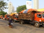 truk-sampah-terparkir-di-kebayoran-lama_20151105_210421.jpg