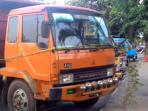 truk-tambang-ditahan_20151018_175827.jpg