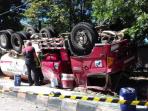 truk-tangki-terbalik_20160105_111946.jpg