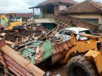 tsunami-hantam-lampung-selatan_20181223_194205.jpg