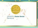 tukang-roti-kaget-dan-terharu-dapat-50-gram-emas-1701.jpg