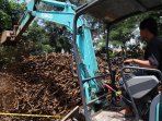 tumpukan-sampah-kulit-kabel-listrik_20160303_170751.jpg