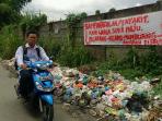 tumpukan-sampah_20151207_203438.jpg