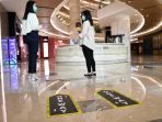 tunjungan-plaza-perketat-protokol-dengan-terapkan-one-way-system_20200530_171638.jpg