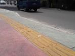 ubin-tunanetra-yellow-line_20161101_212124.jpg