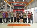 ud-trucks-pt-gaya-motor_20161018_193607.jpg