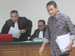 udar-pristono-dituntut-19-tahun-penjara_20150714_153601.jpg